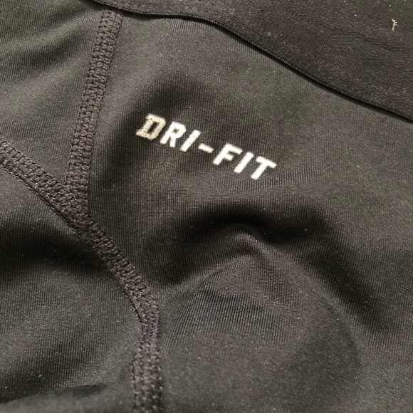 Nike Pro leggings capris - Picture 3 of 3